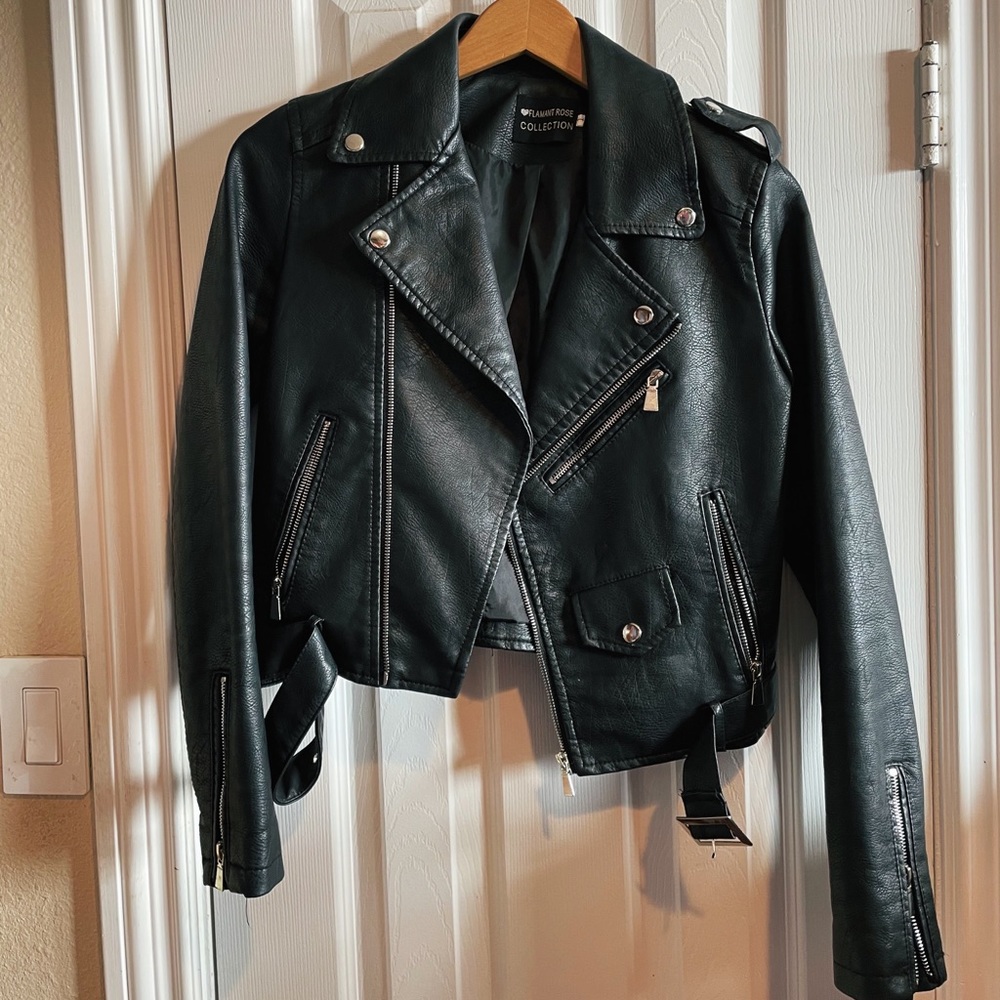 Flamant Rose Faux leather cropped moto jacket